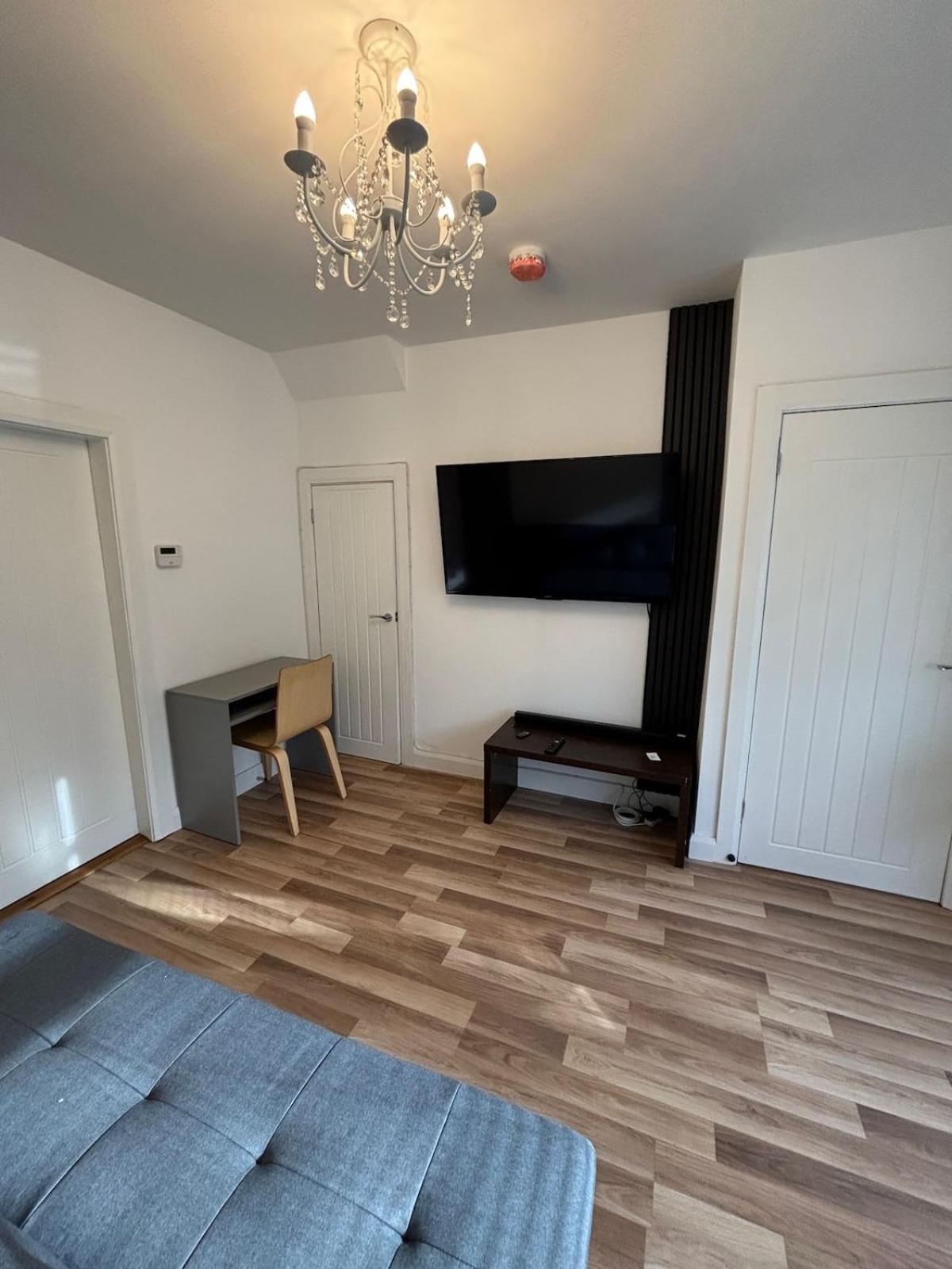 Stylish & Cozy 2-bed Entire * Belfast